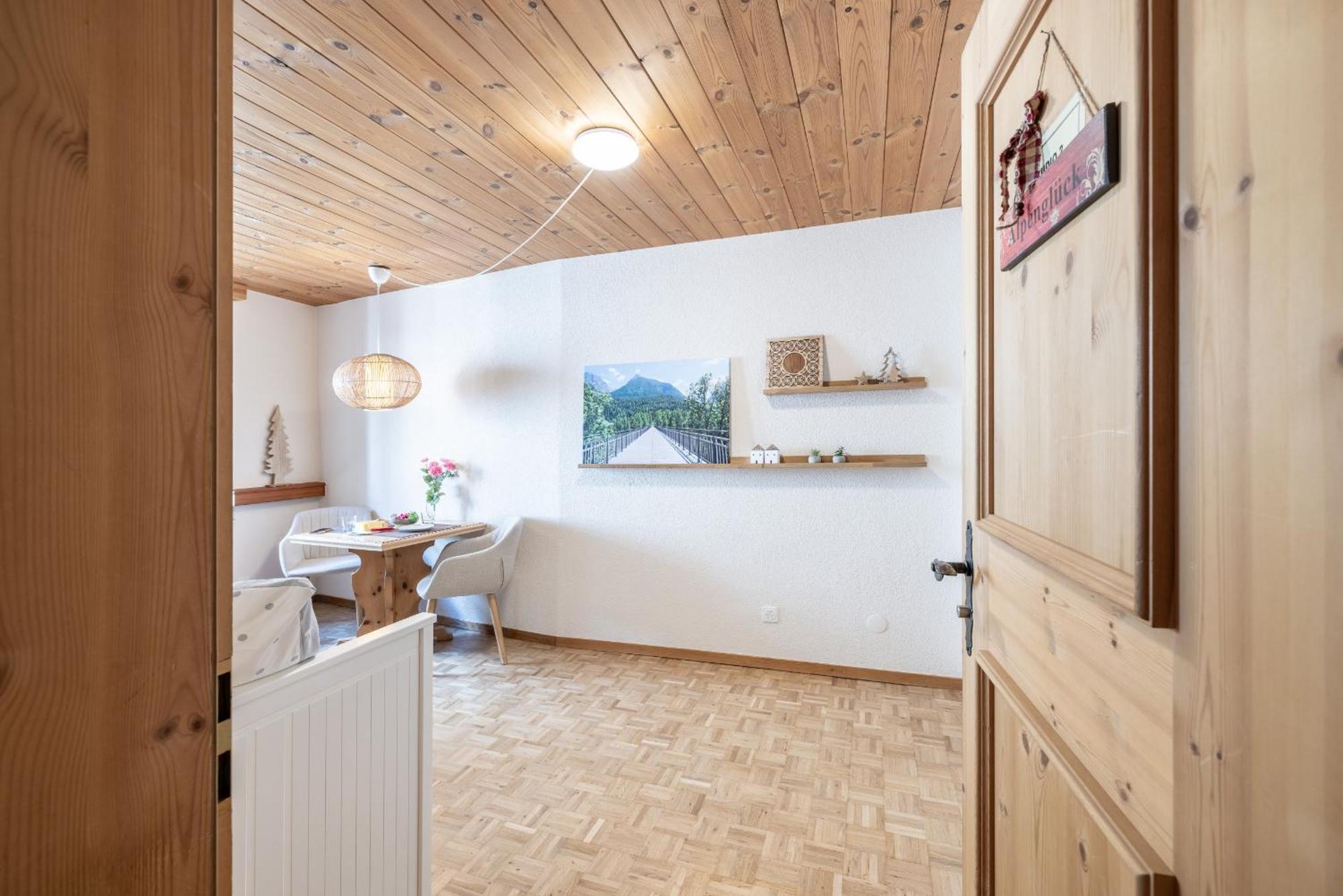 Chasa Vi Apartment